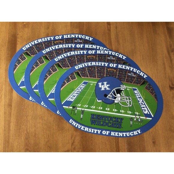 Kentucky Wildcats Placemat Set of 4 Football Field Oval Plastic UK KY - Picture 1 of 3